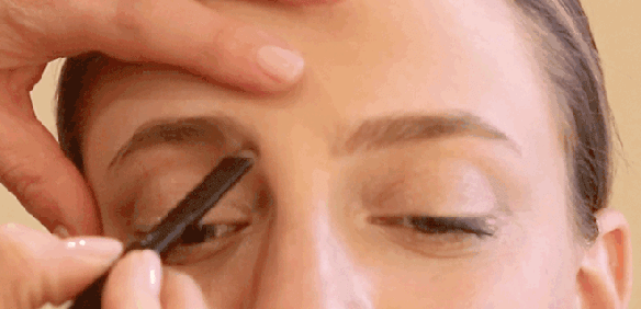 Tips para arreglar las cejas y maquillarlas - danielastyling 3